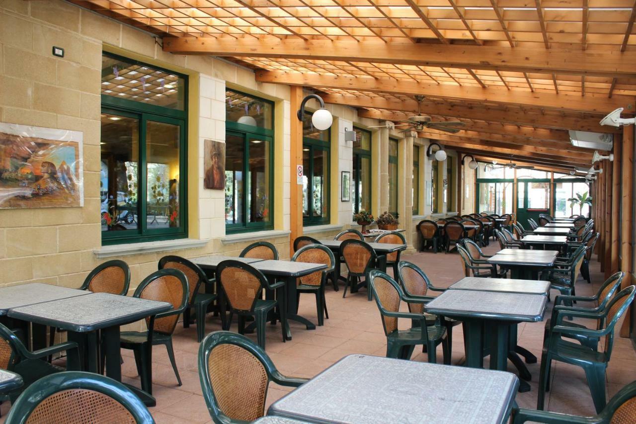Hotel Salus Salice Terme Bagian luar foto